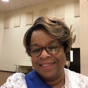 Meet your Posher, Vickie